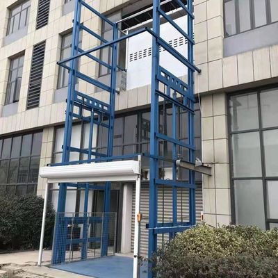 Купить 5000 кг. Внешний грузовой лифт 7 м. Мезанинный лифт. online manufacture